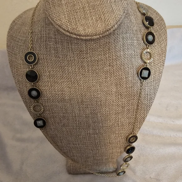 3 Lia Sophia Necklaces - Picture 3 of 7